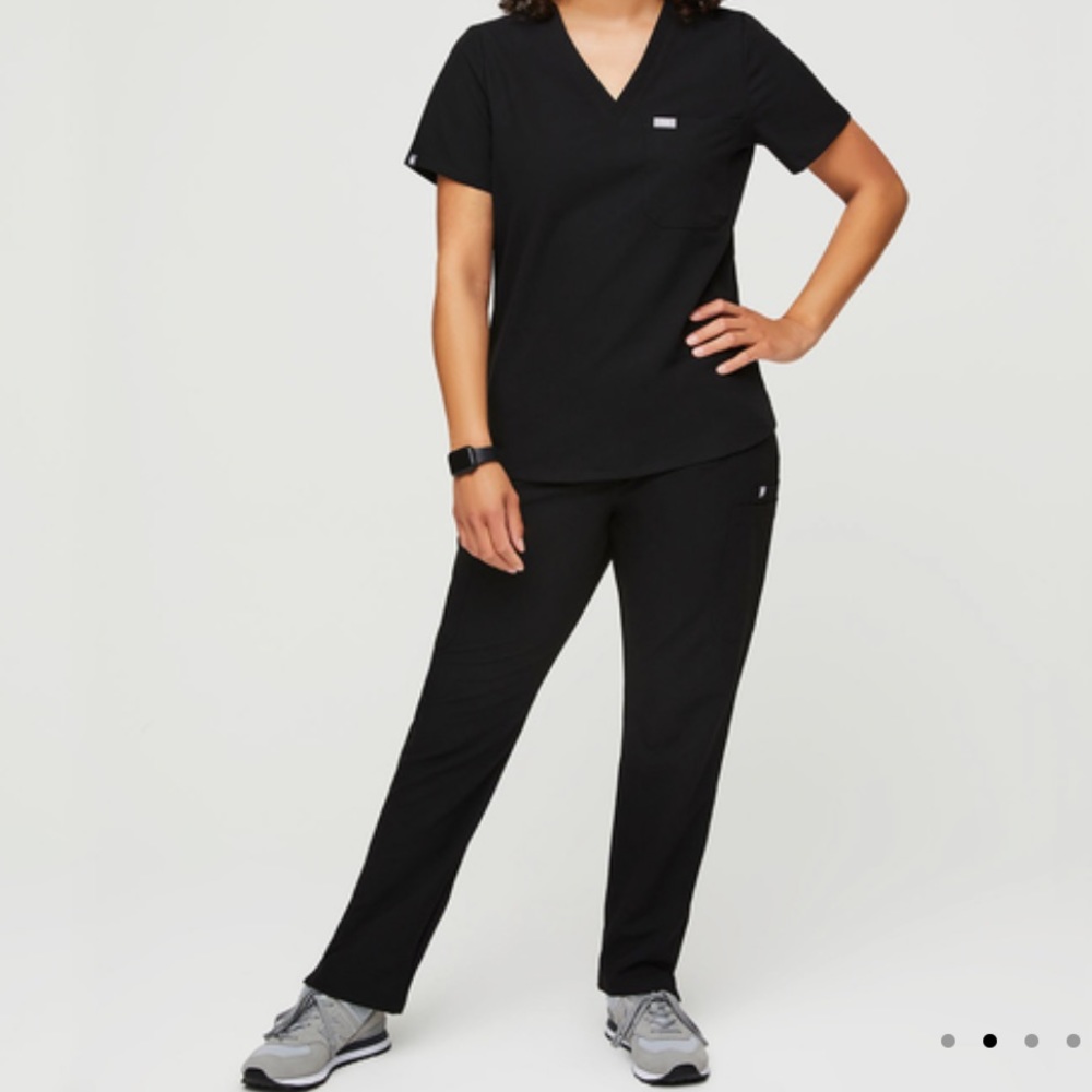 Figs Yola Skinny Fit Scrub Pants Tall 32” Black Size L NEW